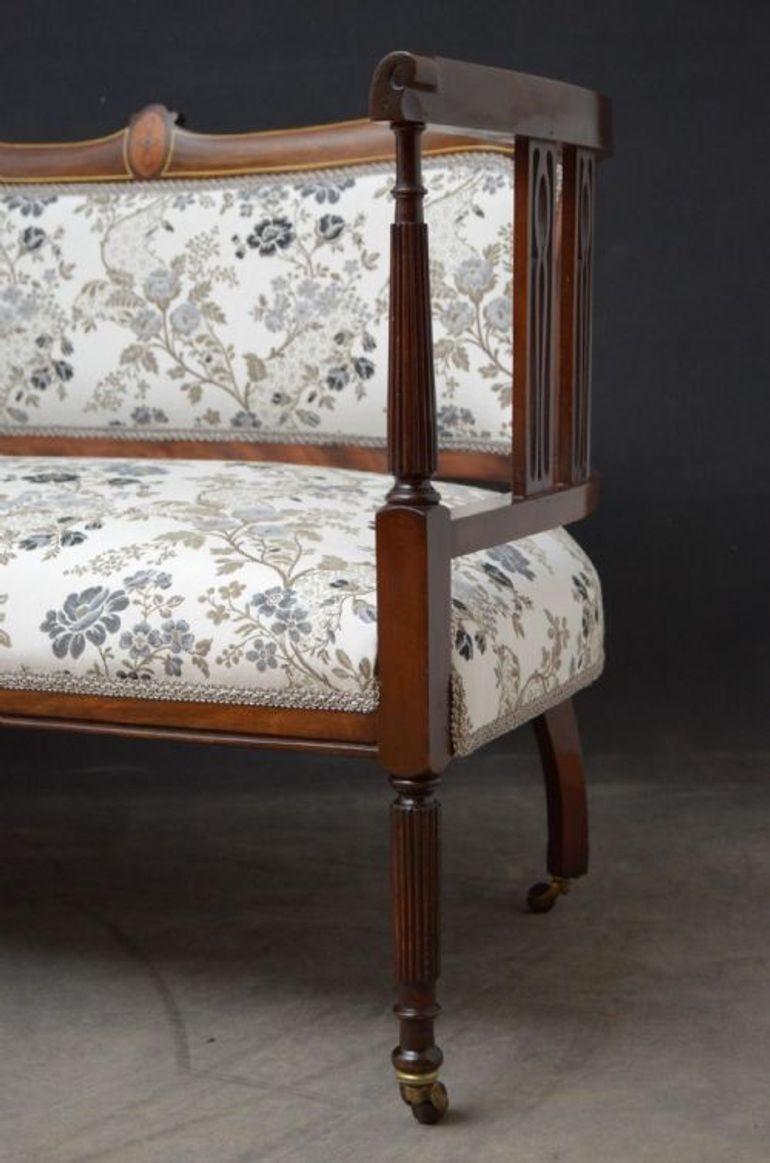 Late Victorian Mahogany Sofa For Sale 7