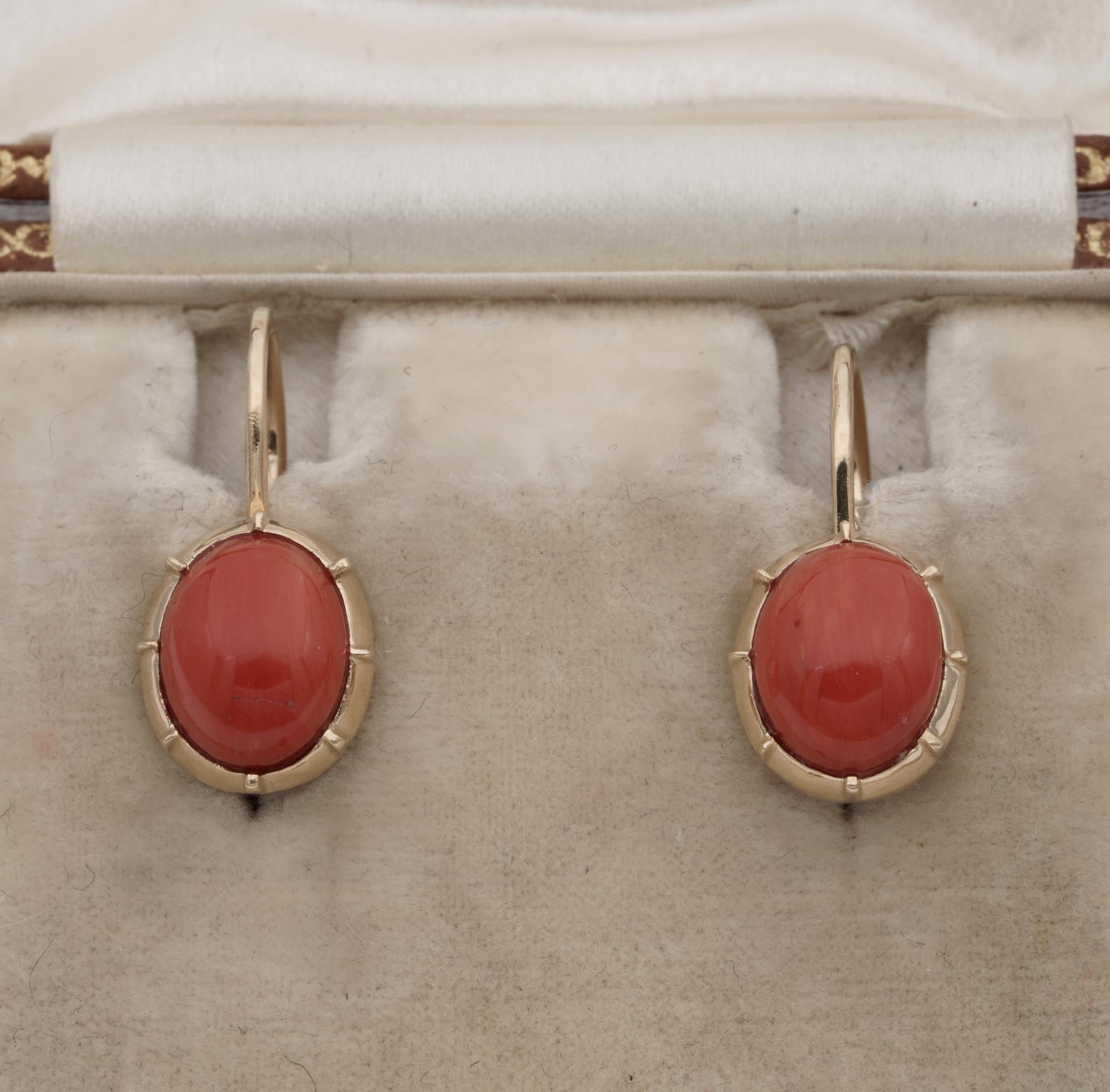 Superb pair of Victorian Natural Red Coral long torpedo earrings in Night Day version
Quality throughout, crafting, design and super Natural Coral, hand crafted of solid 18 KT gold – marked
Top detaches and can be worn alone with the oval set in its