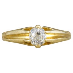 Antique Late Victorian Old Cushion Cut Diamond Belcher set Ring in 18ct Yellow Gold