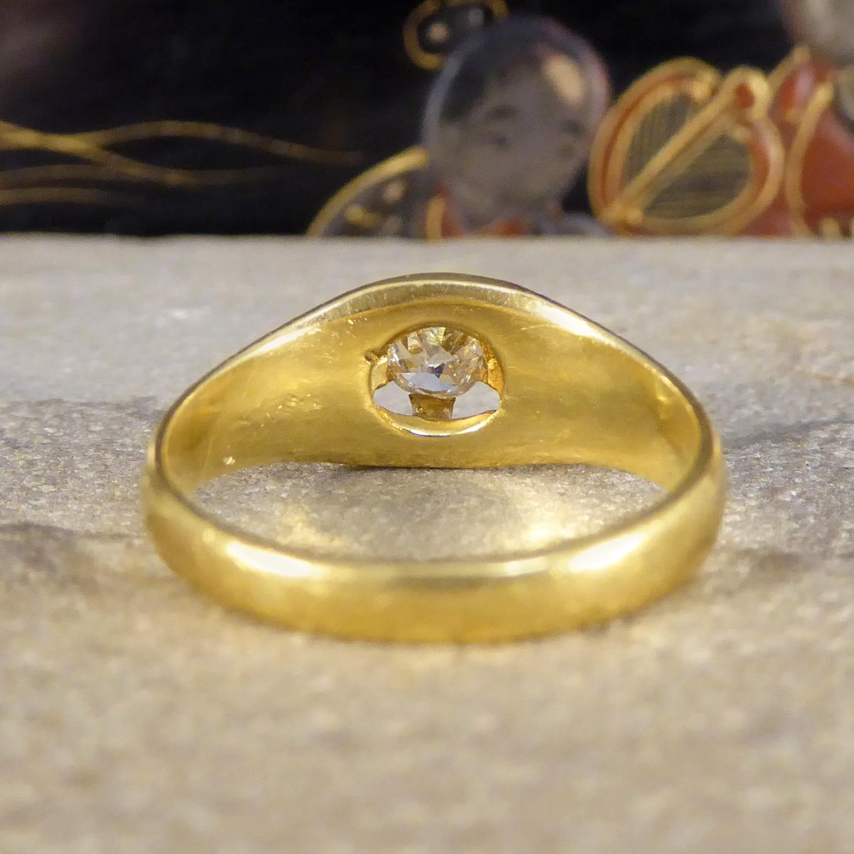 Spätviktorianischer Belcher-Ring mit Diamant im Kissenschliff aus 18 kt Gelbgold für Damen oder Herren
