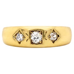 Bague à trois pierres en or jaune 18 carats avec diamant taille ancienne, 1885