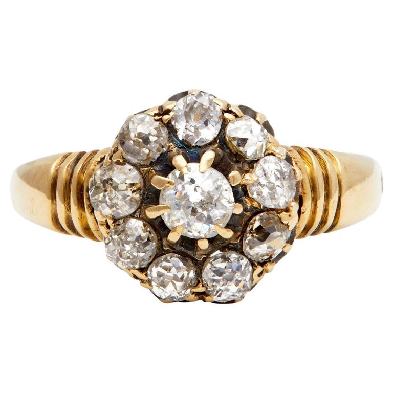 Late Victorian Old Cut Diamond 18k Yellow Gold Cluster Ring For Sale at ...