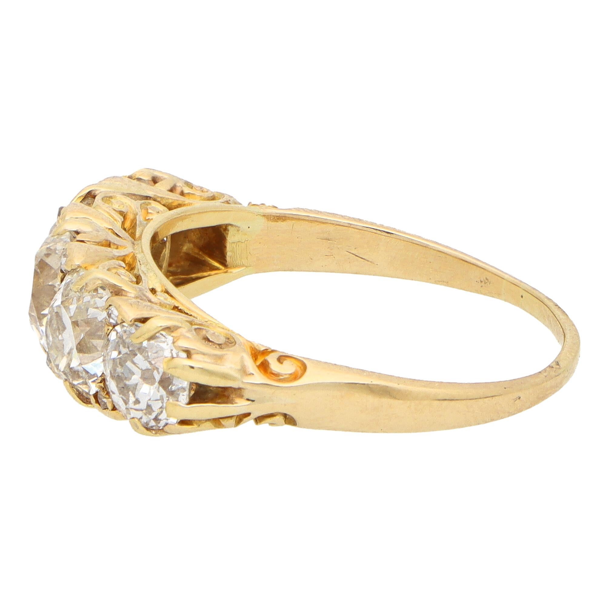 Women's or Men's Late Victorian Old Mine Cut Diamond Five Stone Ring Set in 18k Yellow Gold