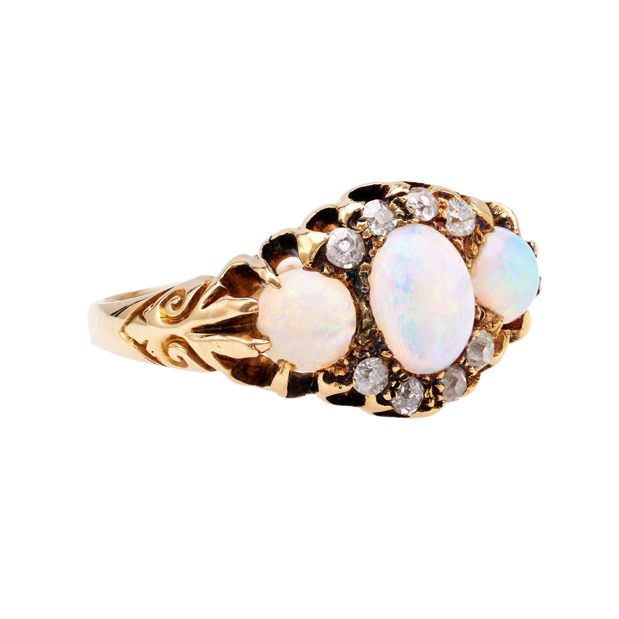 Women's or Men's Late Victorian Opal Diamond 14k Yellow Gold Ring For Sale
