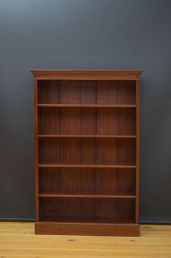 Late Victorian Open Bookcase in Walnut