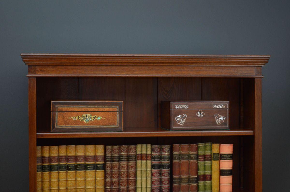 Late Victorian Open Bookcase in Walnut 2