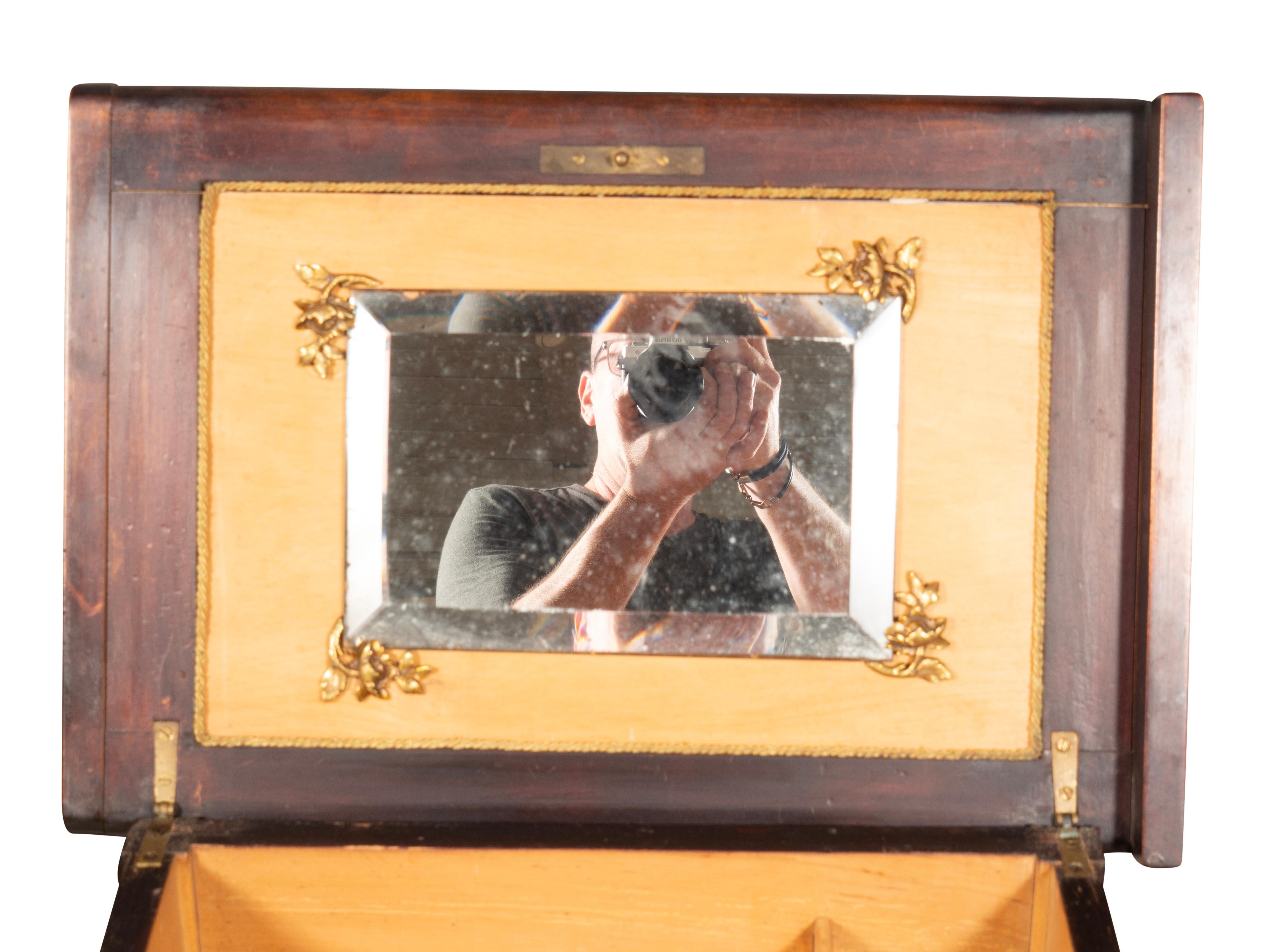 Late Victorian Orientalist Dressing Table For Sale 2