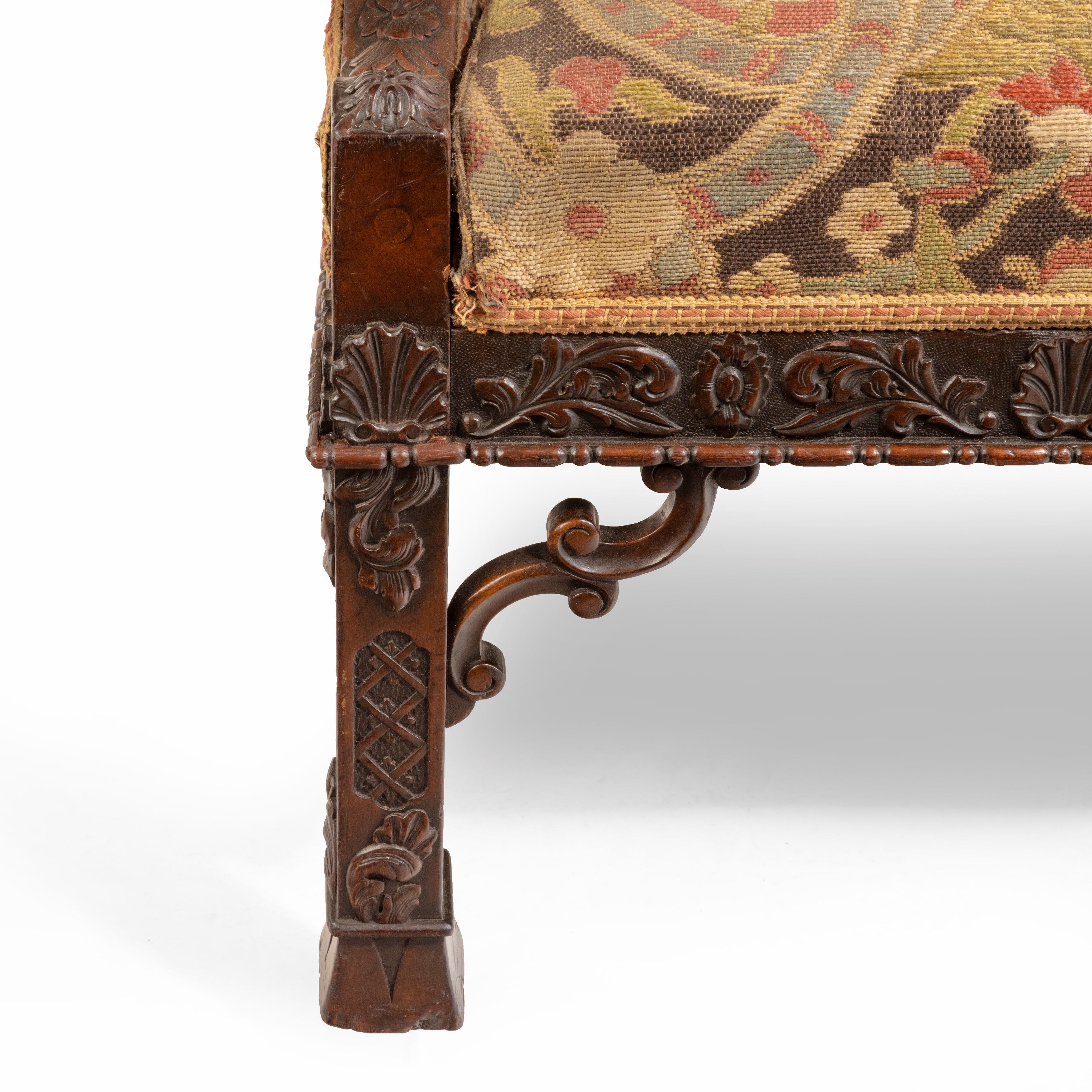Fin du XIXe siècle Fauteuil surdimensionné de la fin de l'époque victorienne dans le style Chippendale en vente