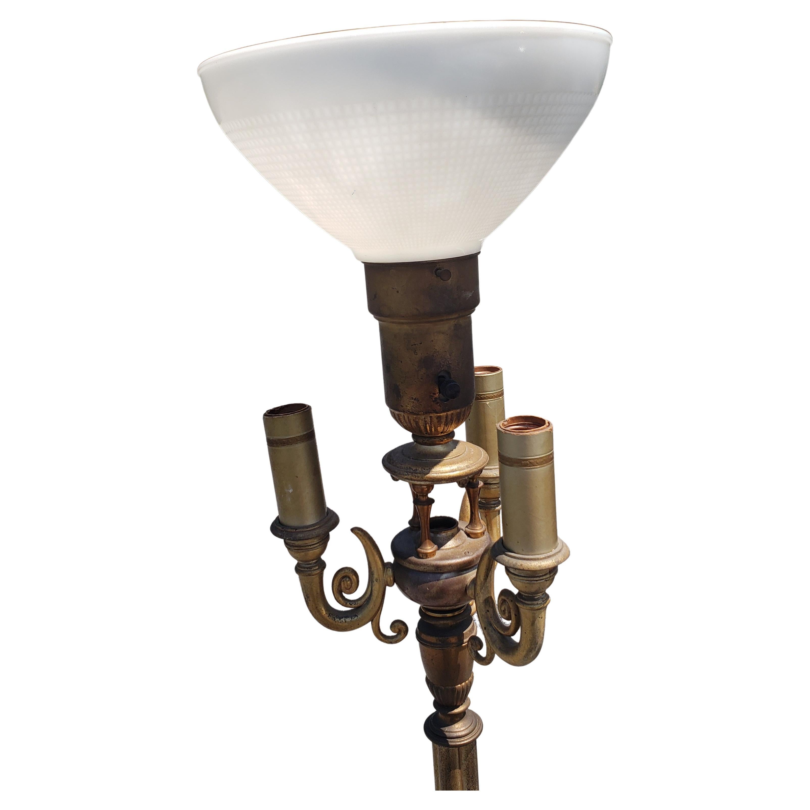 Spätviktorianische Stehlampe aus patiniertem Metall und Onyx mit 4 Lichtern, Fackeln im Angebot 4