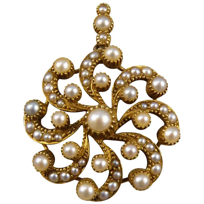 Late Victorian Pendant and Brooch with Seed Pearls in Yellow Gold