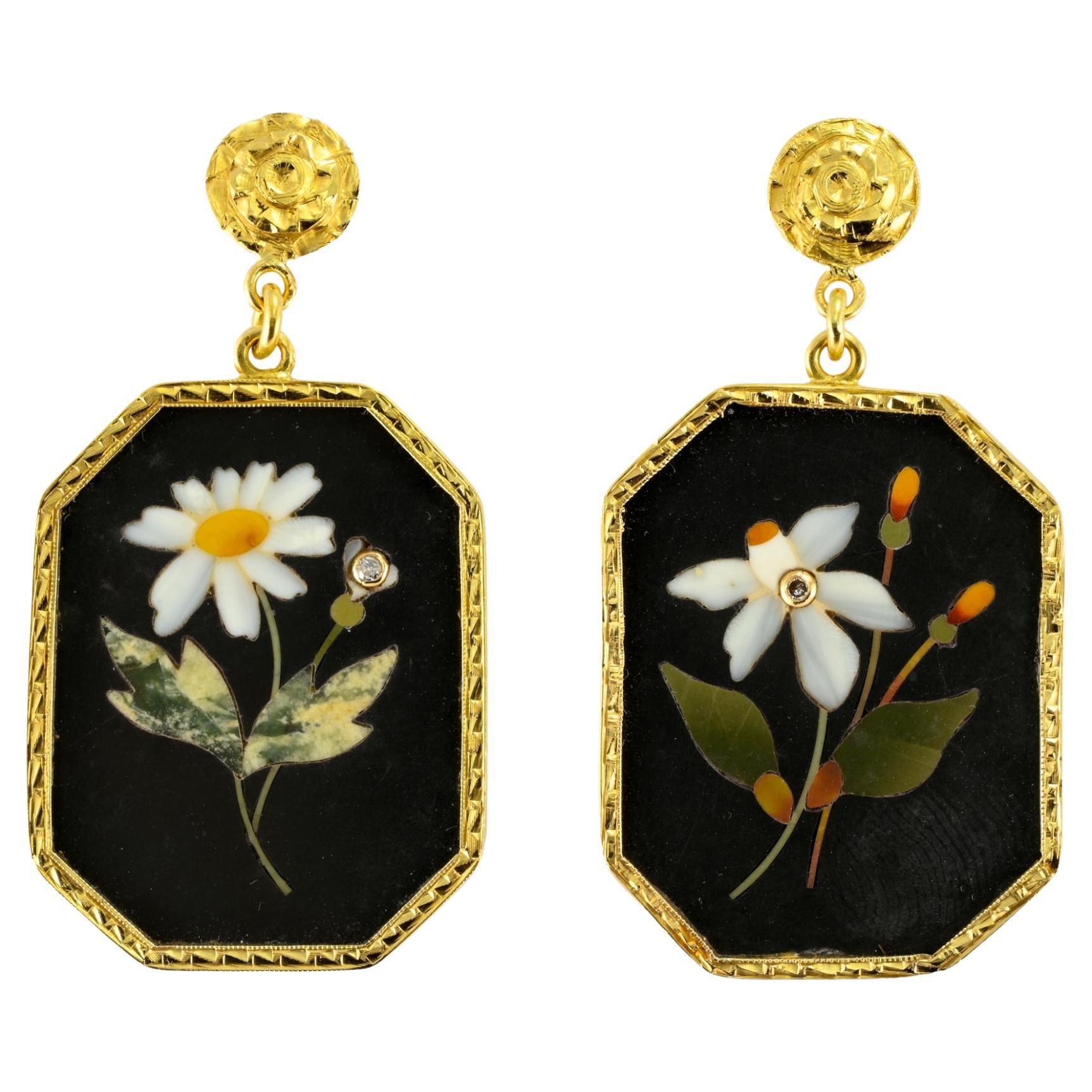 Late Victorian Pietra Dura Flower 18 KT Earrings 1900 ca For Sale