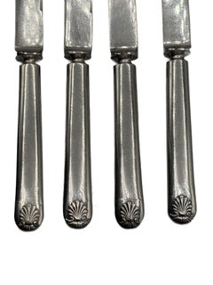 Coltello da pranzo da dessert tardo-vittoriano Rodgers Meriden Conn con design a conchiglia, set di 4 pezzi
