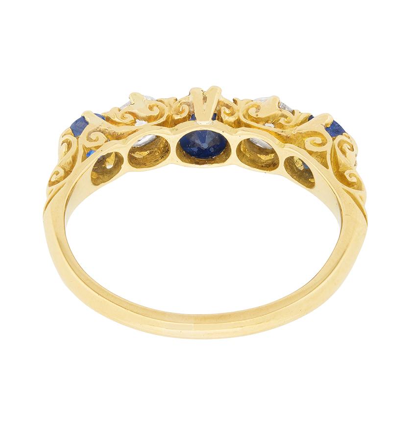 Late Victorian Sapphire and Diamond Five-Stone Ring, circa 1900s In Excellent Condition In London, GB
