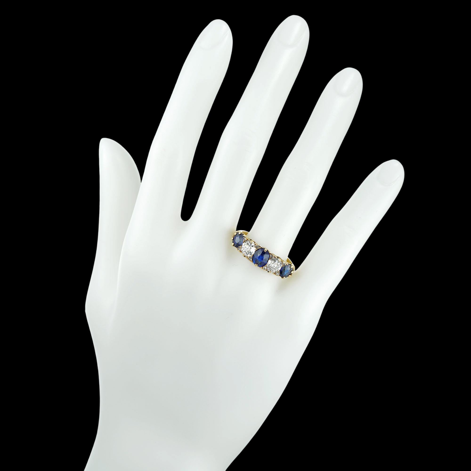 Spätviktorianischer Saphir- und Diamantring mit fünf Steinen für Damen oder Herren