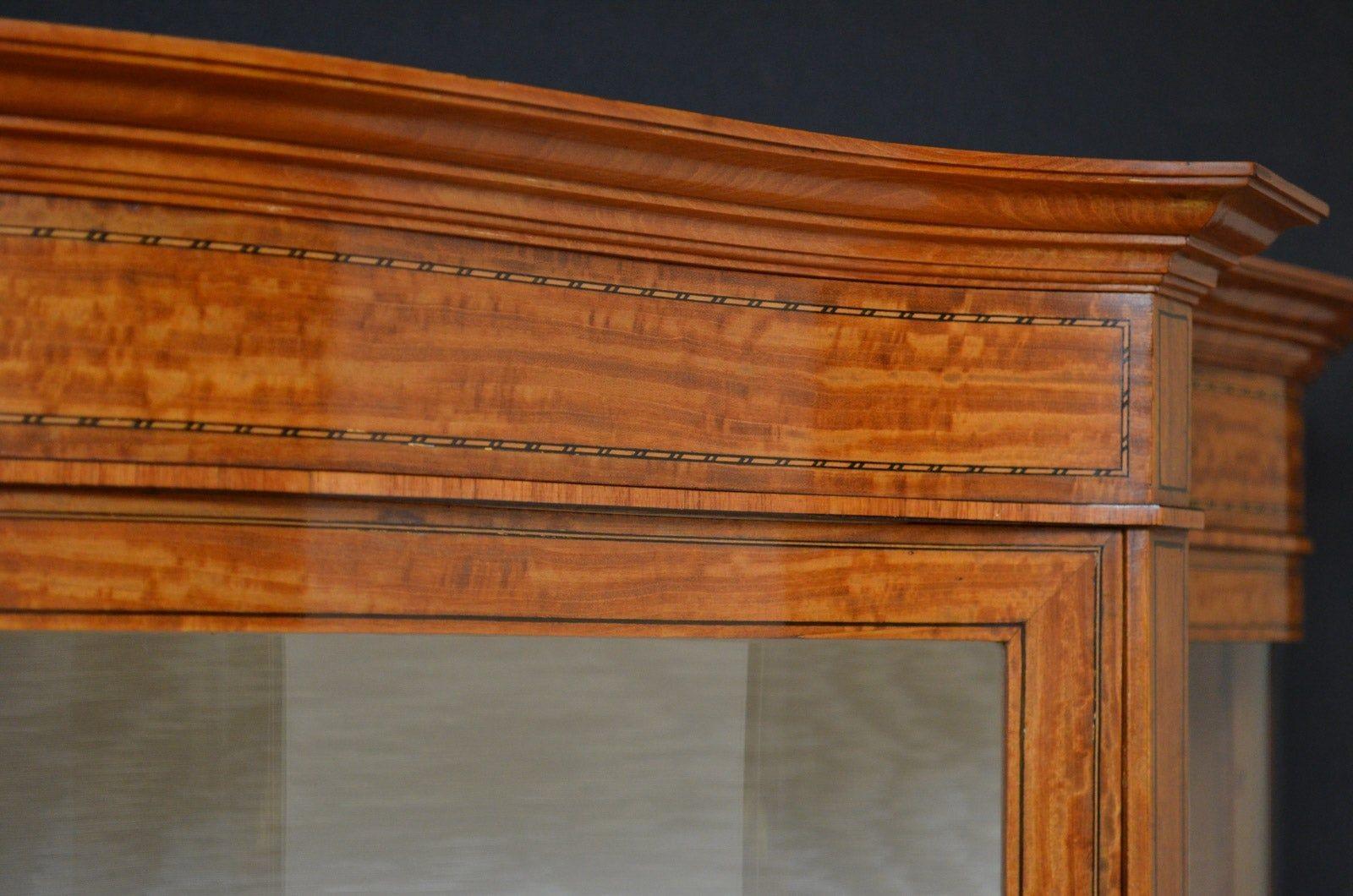 English Late Victorian Satinwood Serpentine Display Cabinet For Sale