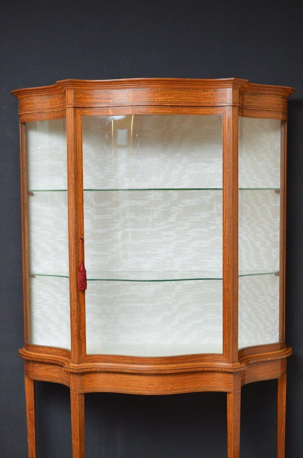 Late Victorian Satinwood Serpentine Display Cabinet For Sale 3