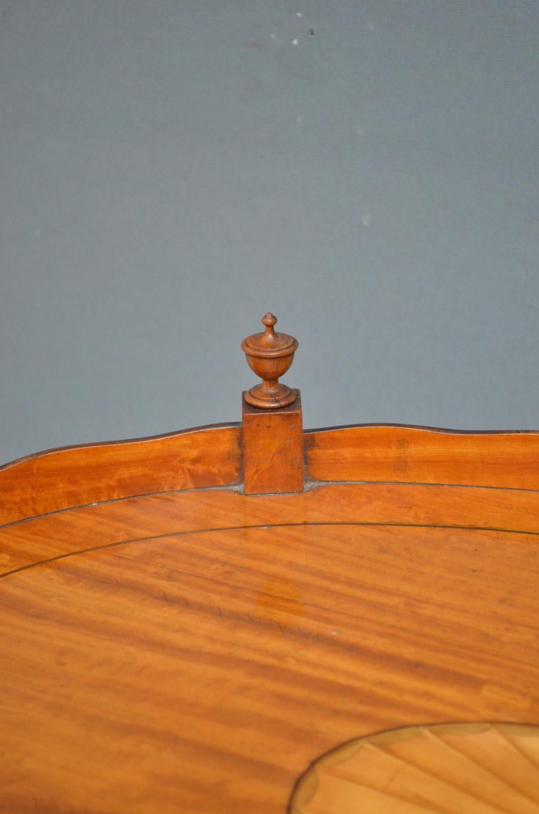 Late Victorian Satinwood Tray Table In Good Condition For Sale In Whaley Bridge, GB