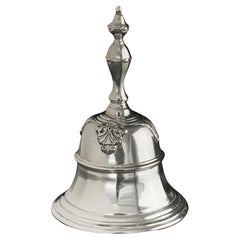 Campana da tavolo in argento di epoca tardo-vittoriana