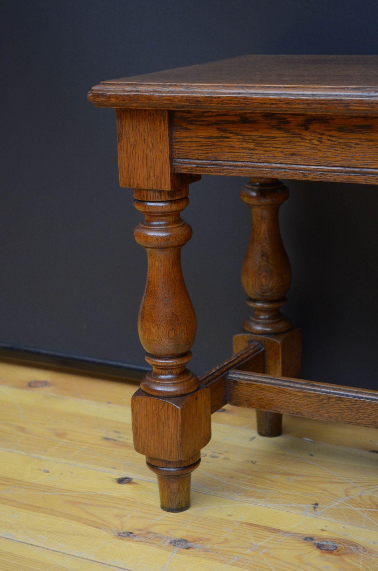 Late Victorian Solid Oak Hall Bench For Sale 5