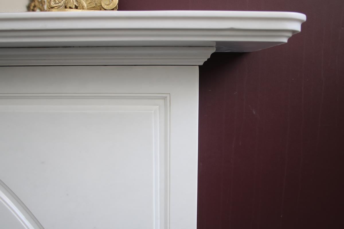 Late Victorian Statuary Marble Fireplace with an Arched Aperture 3