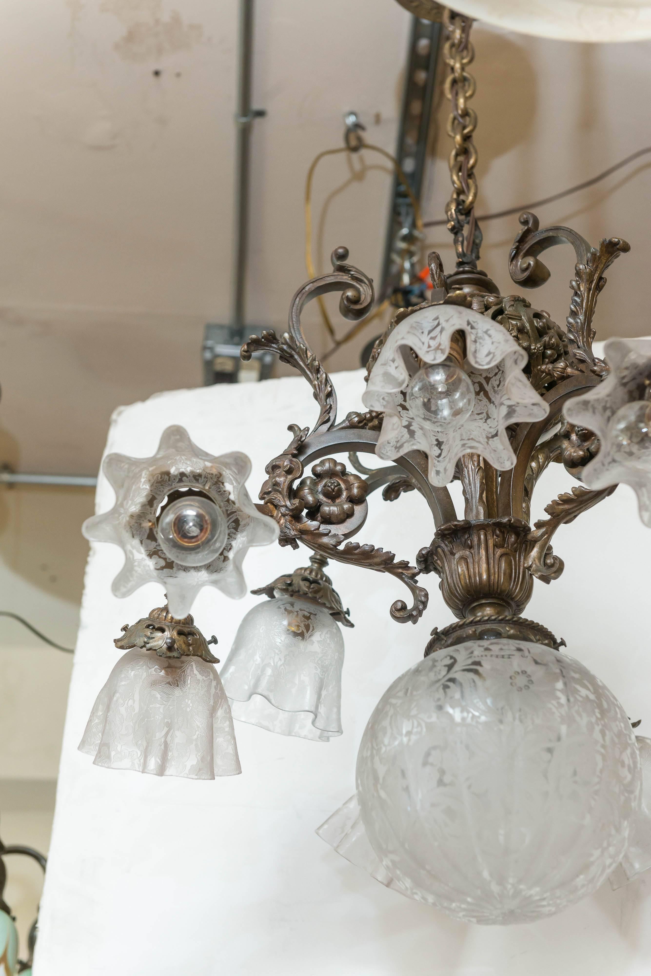 Late Victorian Ten-Light Bronze and Etched Glass Chandelier In Excellent Condition In Petaluma, CA