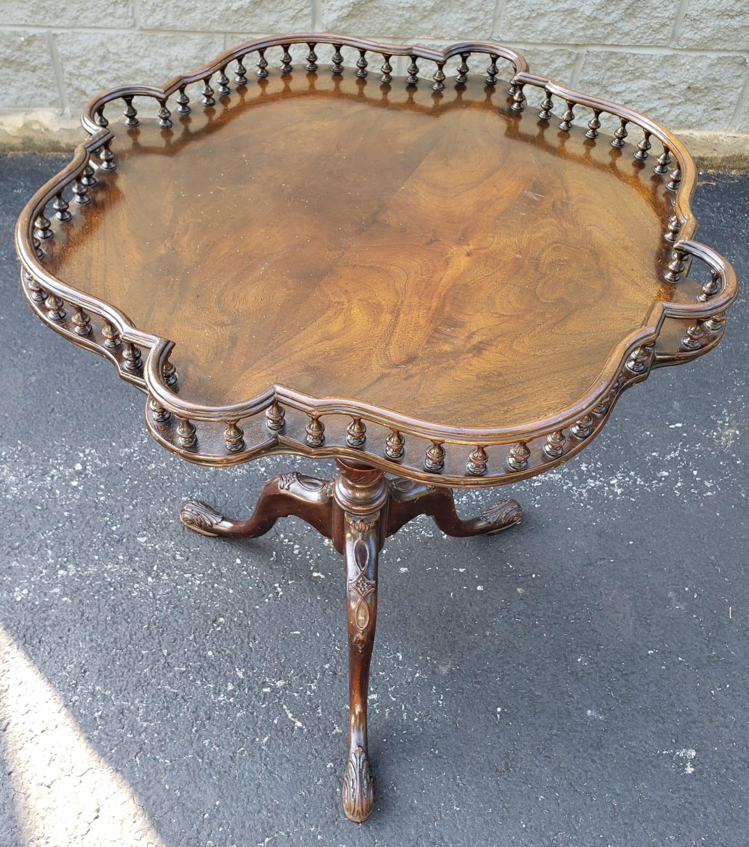 Hand-Carved Late Victorian Walnut Galleried Tilt-Top Table, Circa 1890s For Sale