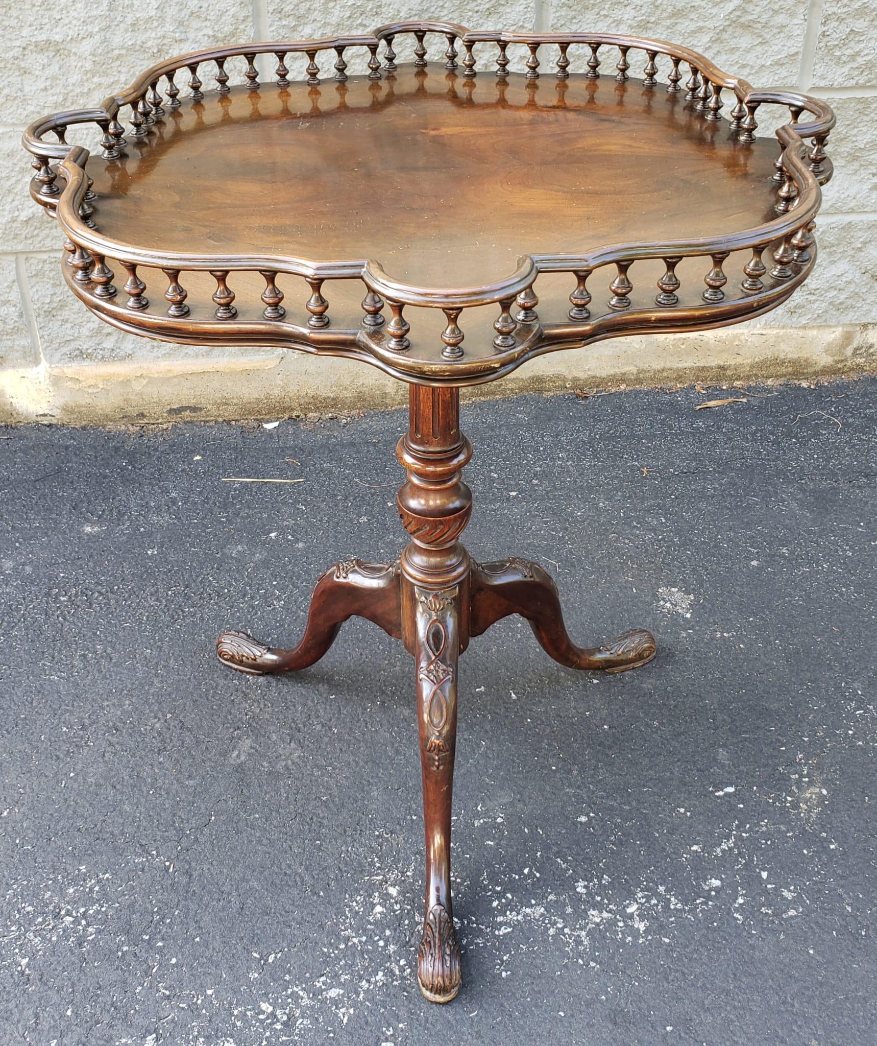 19th Century Late Victorian Walnut Galleried Tilt-Top Table, Circa 1890s For Sale