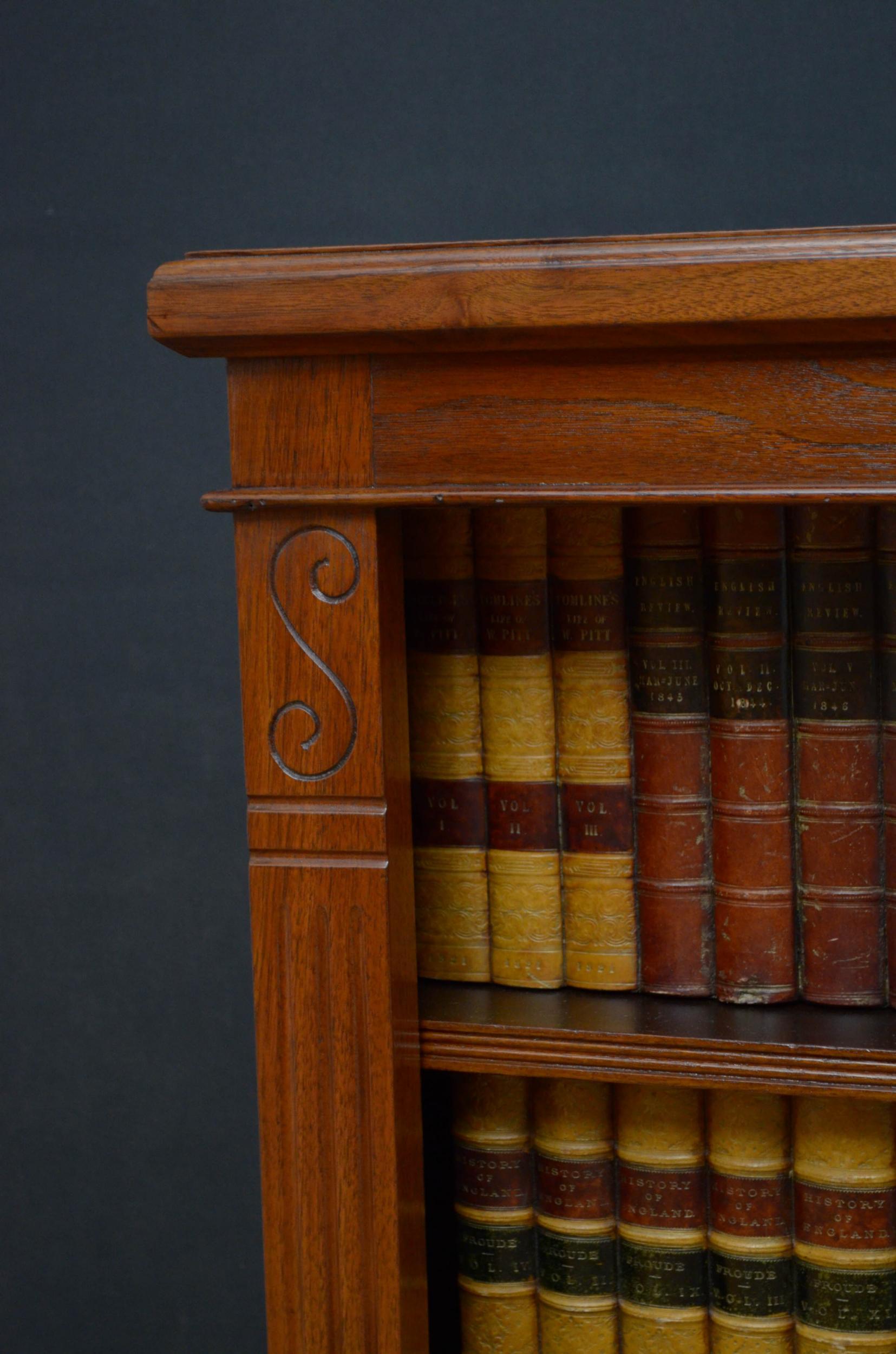 Late Victorian Walnut Open Bookcase In Good Condition In Whaley Bridge, GB