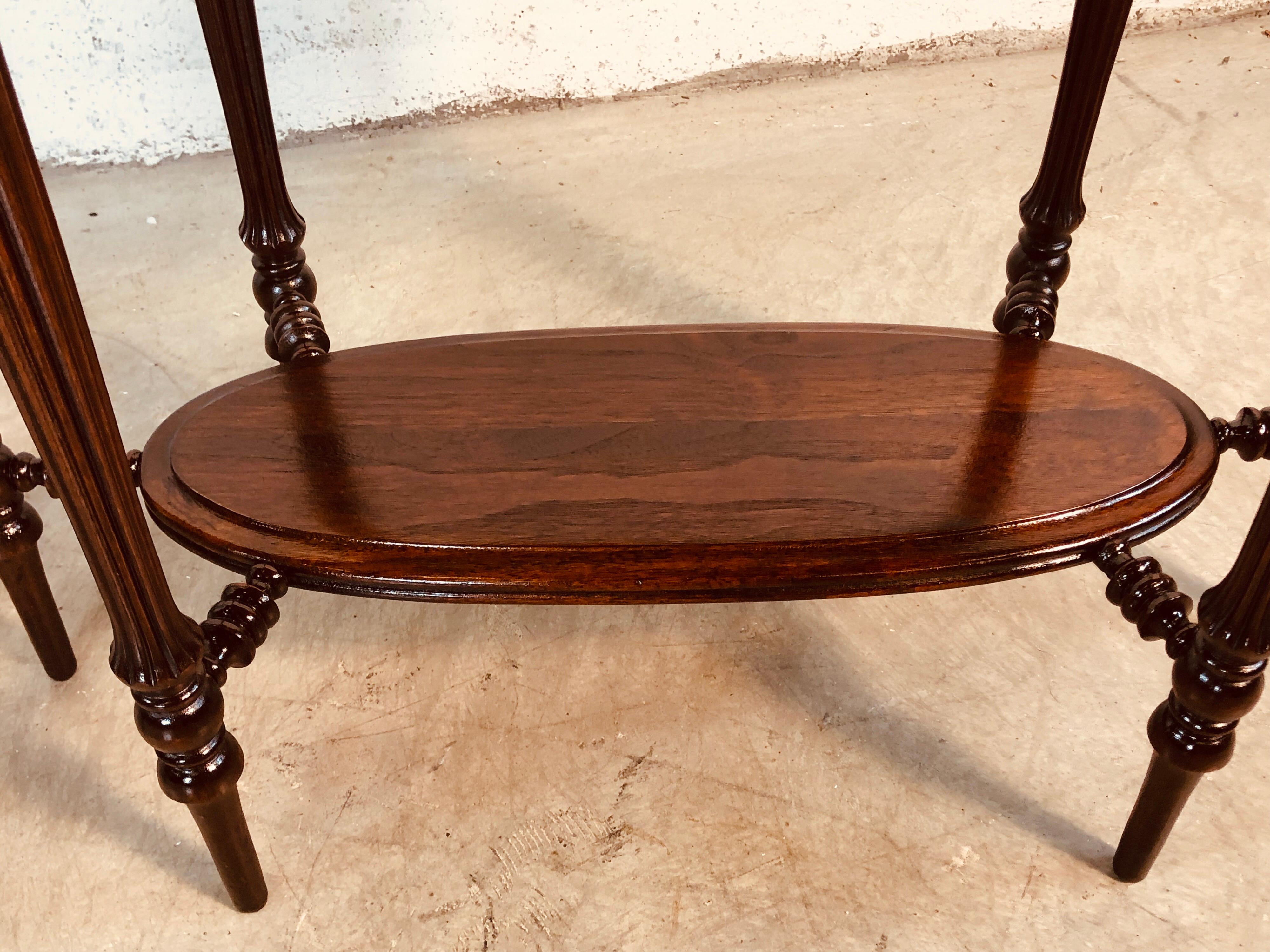 Late Victorian Walnut Oval Side Tables, Pair For Sale 2