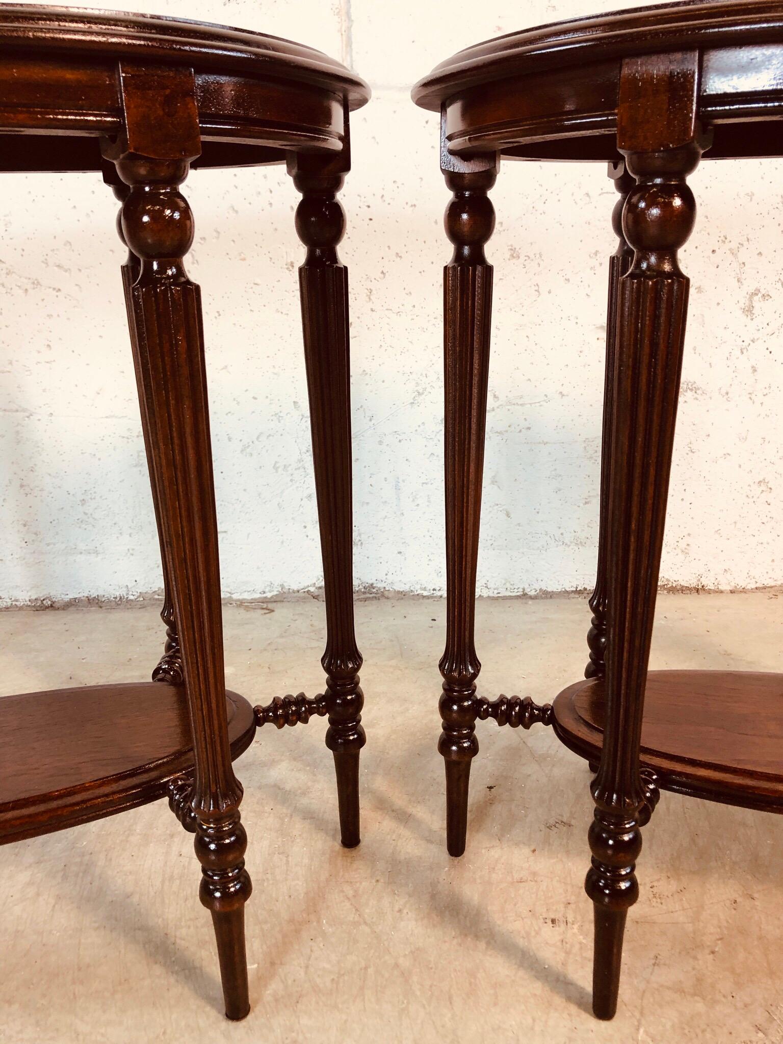Late Victorian Walnut Oval Side Tables, Pair For Sale 3