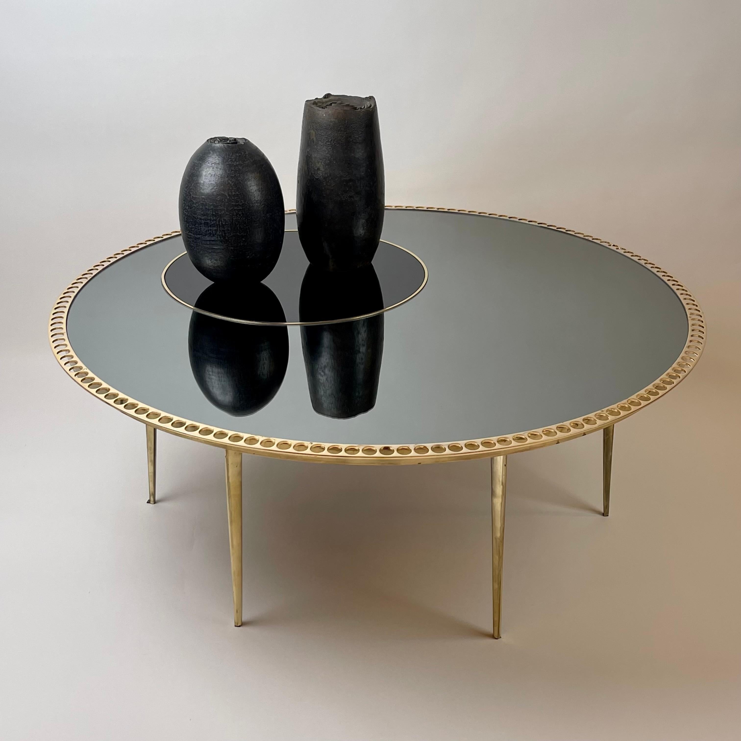 Late 20th Century Brass W/Smoked Mirror & Black Opaline Glass Round Coffee Table For Sale 5