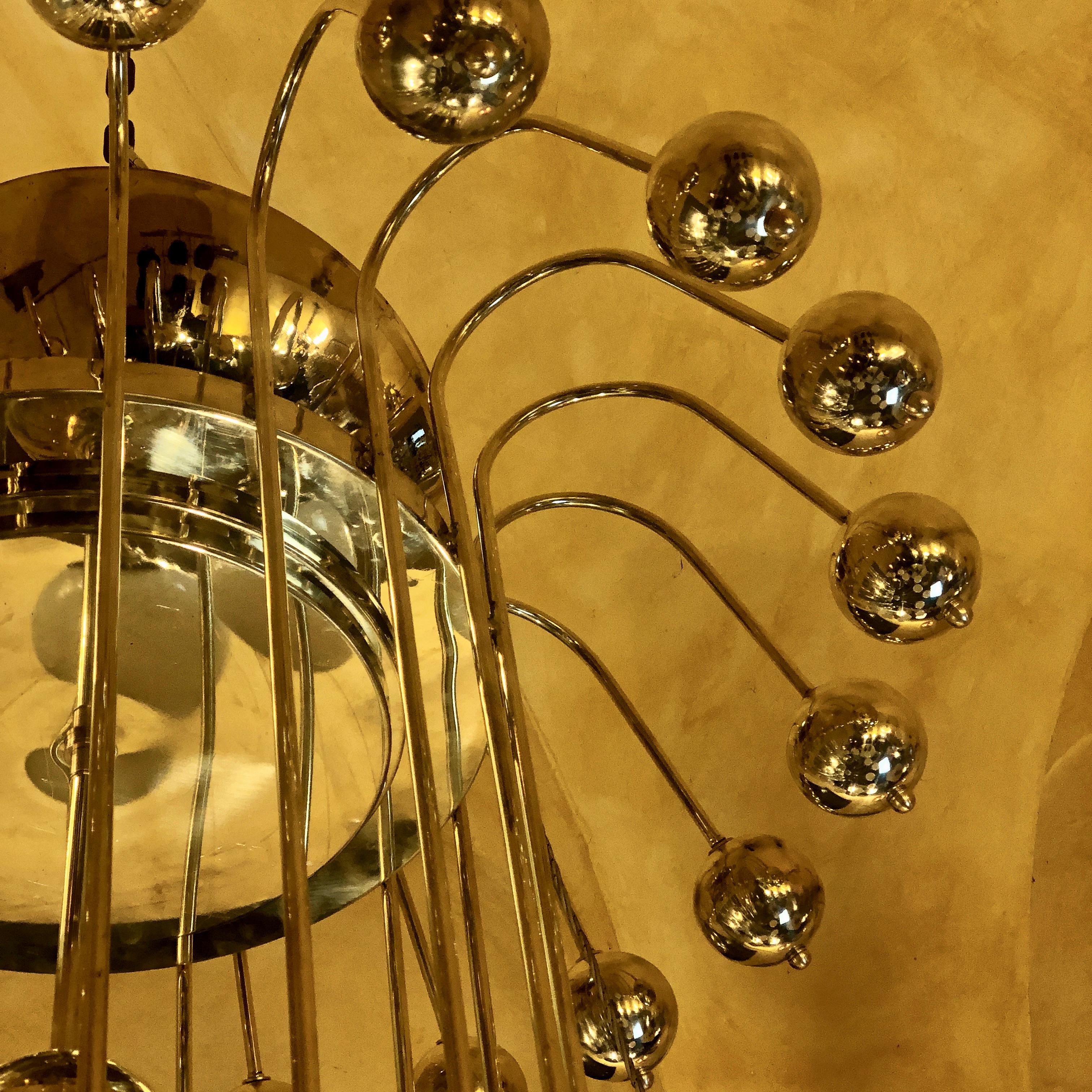 Late 20th Century Italian Bistrot Brass Chandelier w/ White Opaline Glass Globes 10