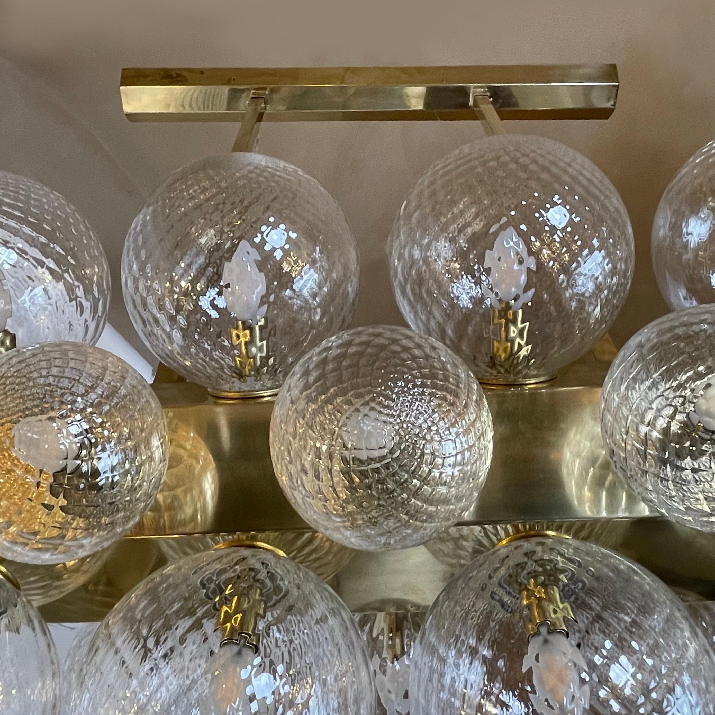 Late20th Century Italian Brass W/ Transparent Murano Art Glass Boules Chandelier For Sale 5