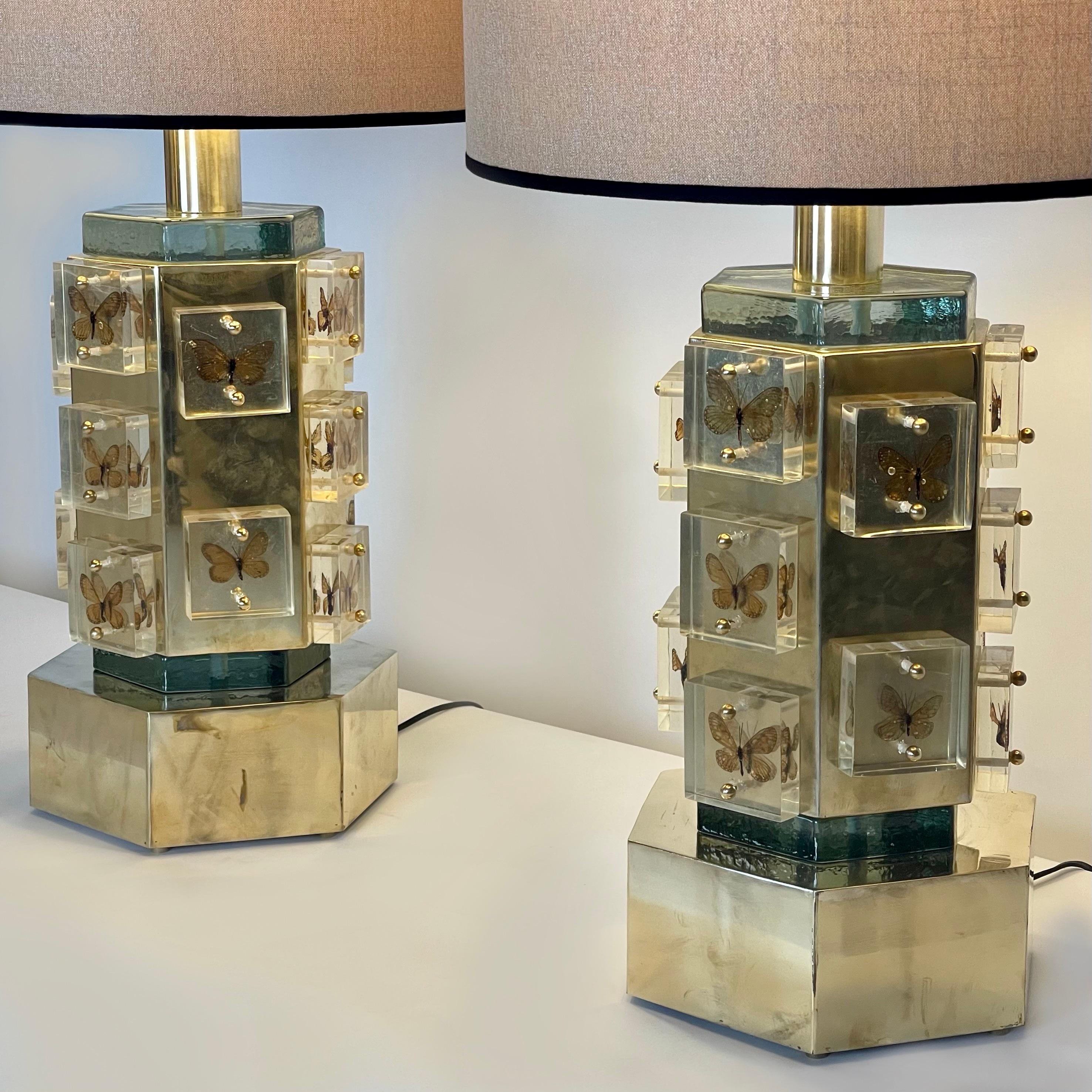 Modern Late20th Century Pair of Hexagonal Brass, Butterflies & Murano Glass Table Lamps