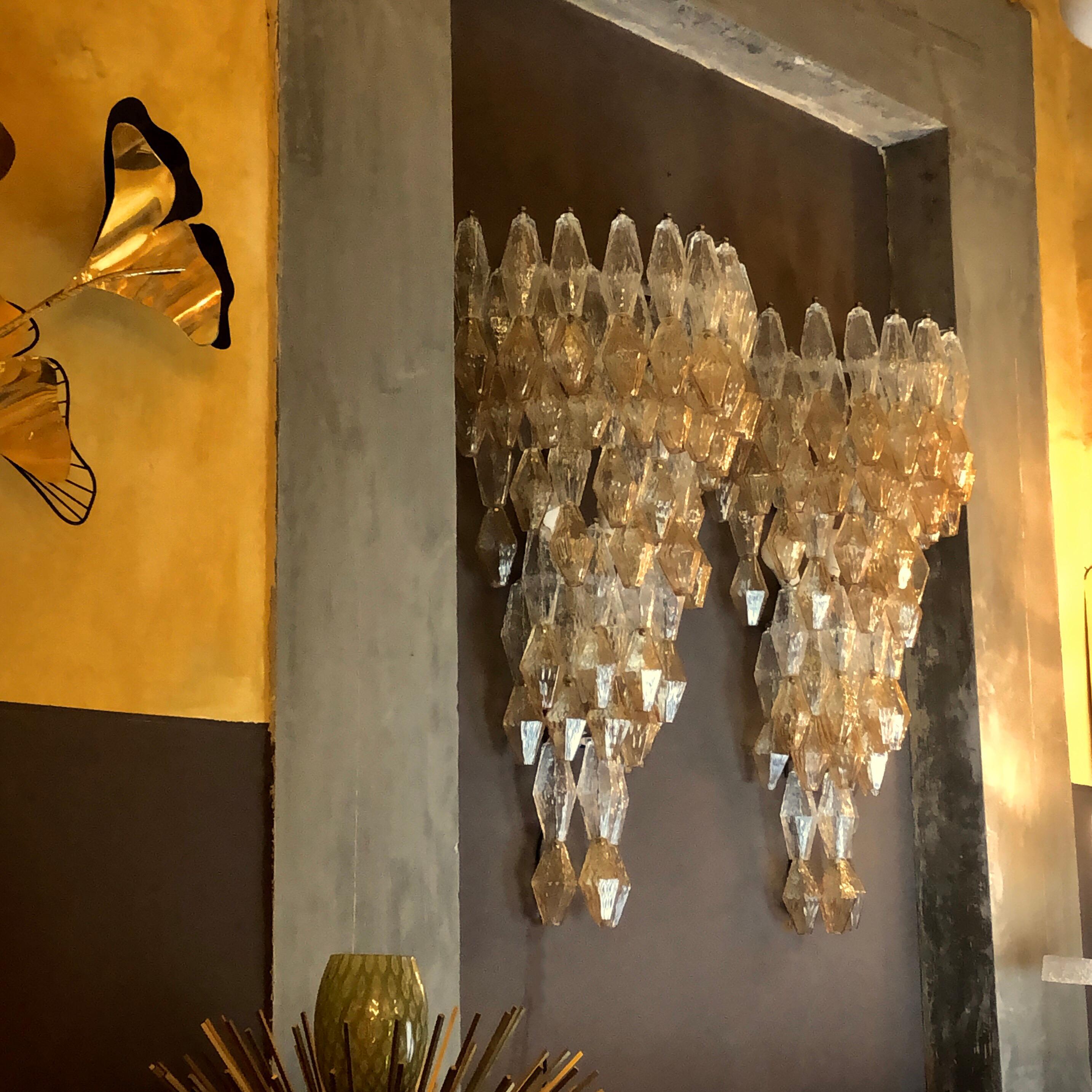 Late 20th Century Pair of Transparent and Amber Polyhedrons Murano Glass Sconces For Sale 4