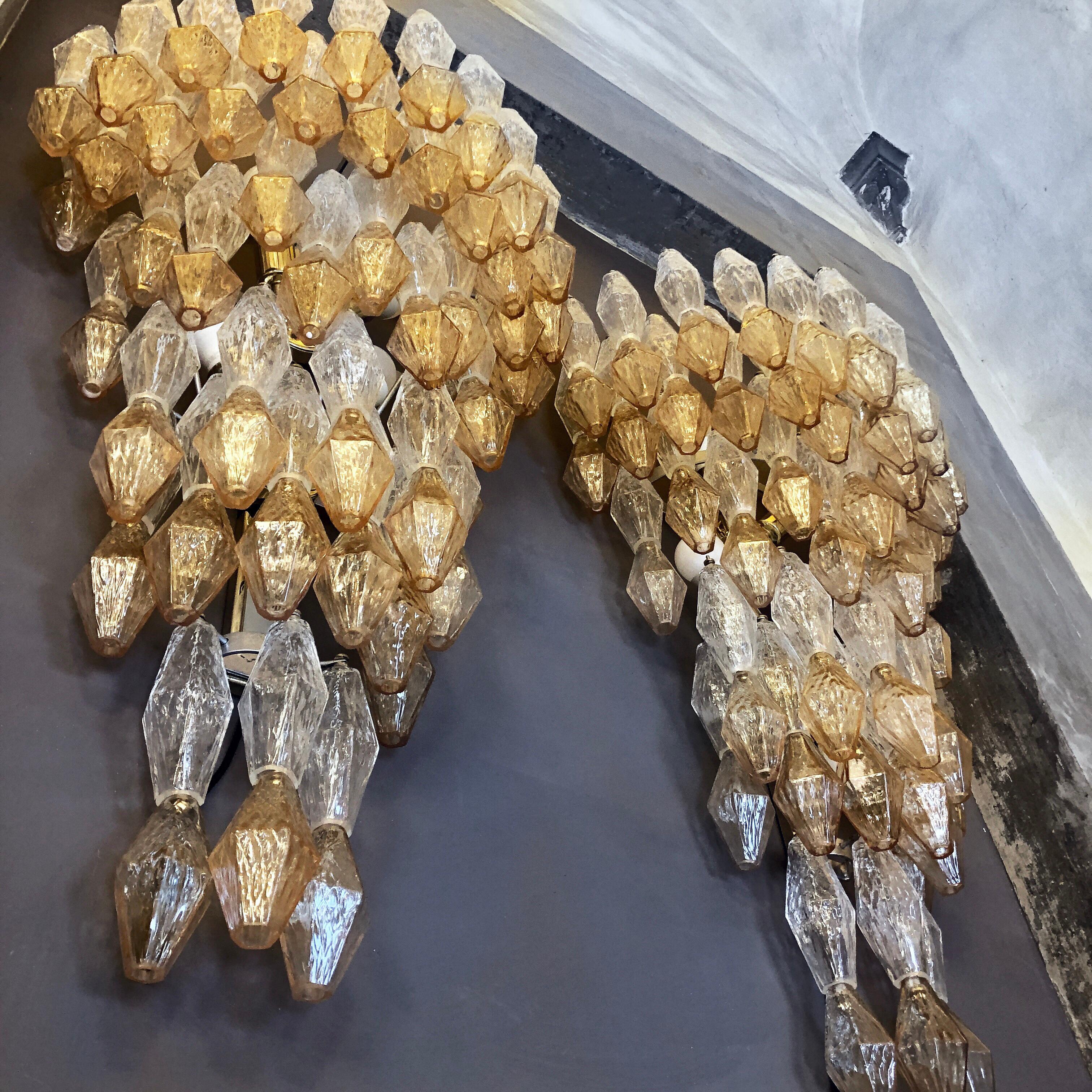 Late 20th Century Pair of Transparent and Amber Polyhedrons Murano Glass Sconces For Sale 5