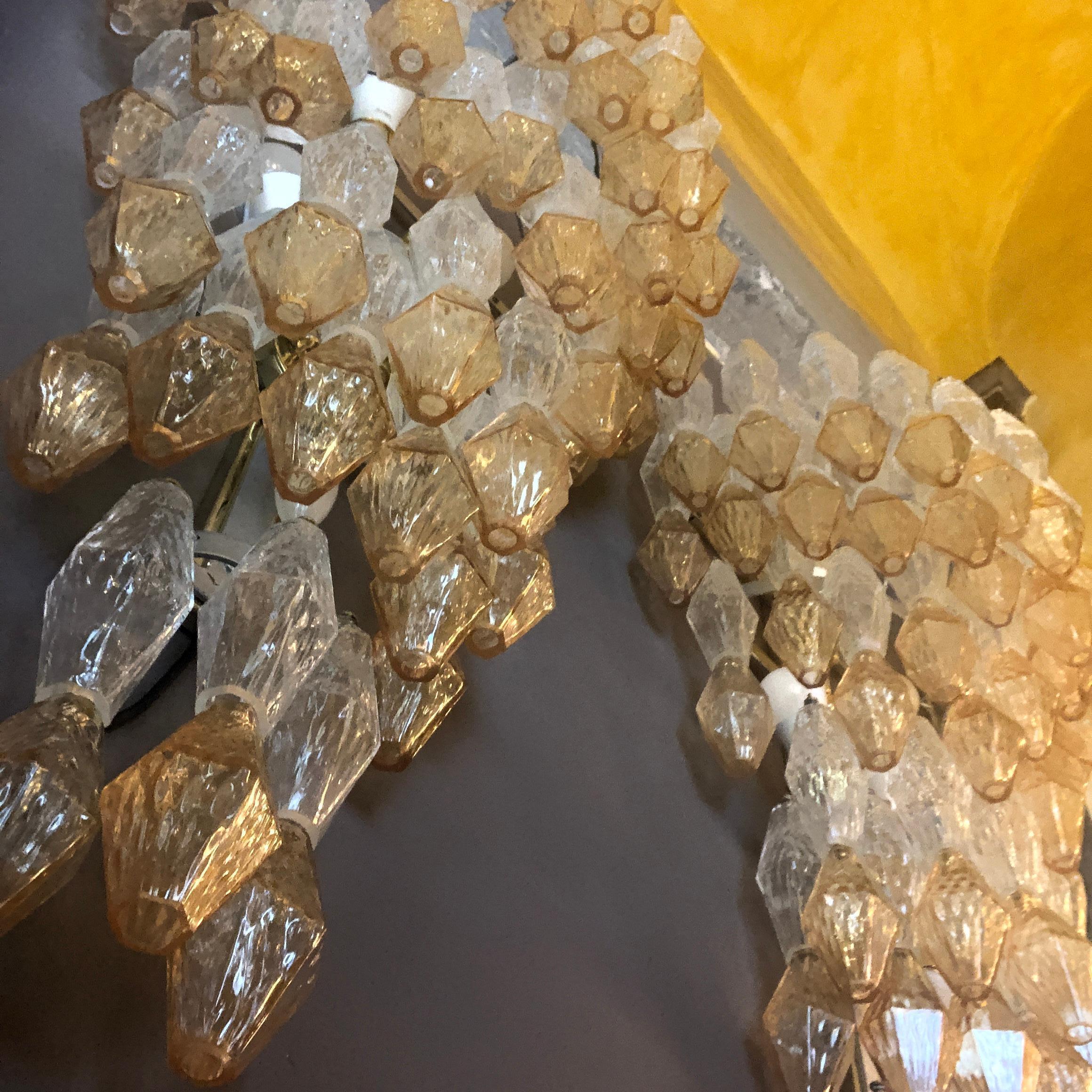 Paire d'appliques en verre de Murano à polyèdres transparents et ambrés de la fin du 20e siècle en vente 11