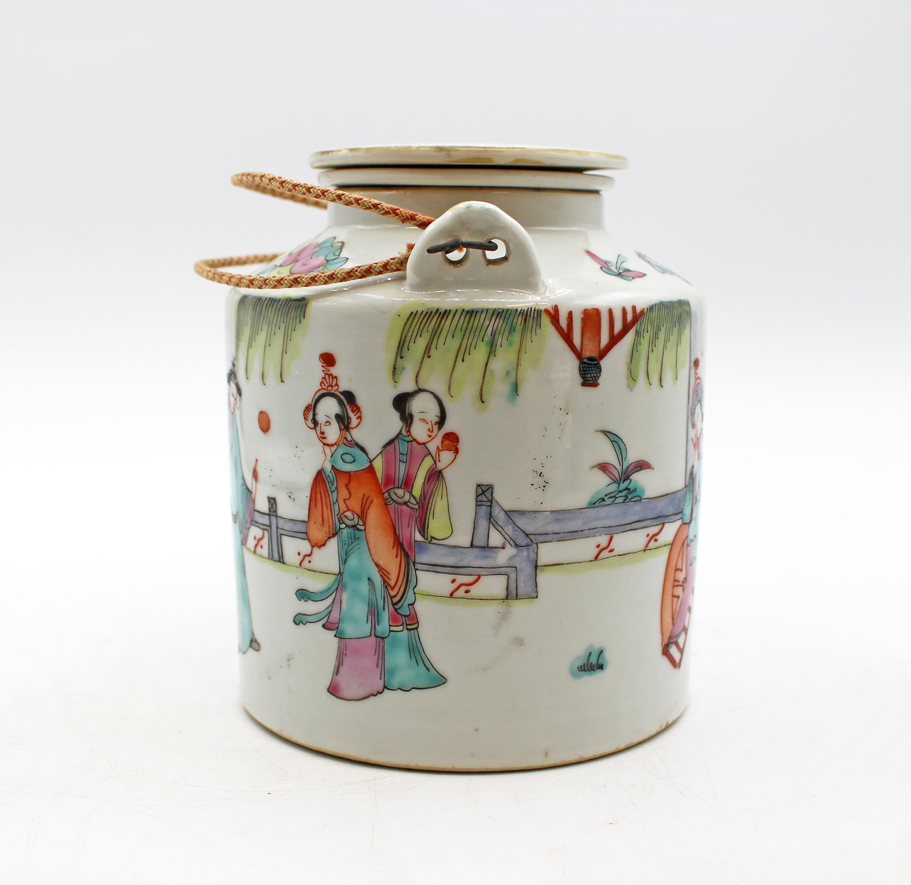 XIXe siècle Théière en porcelaine d'exportation chinoise de la fin du 19e siècle en vente