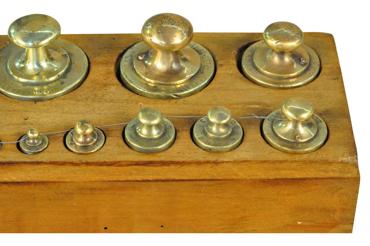 Later 19th Century French Set of Scale Weights 1