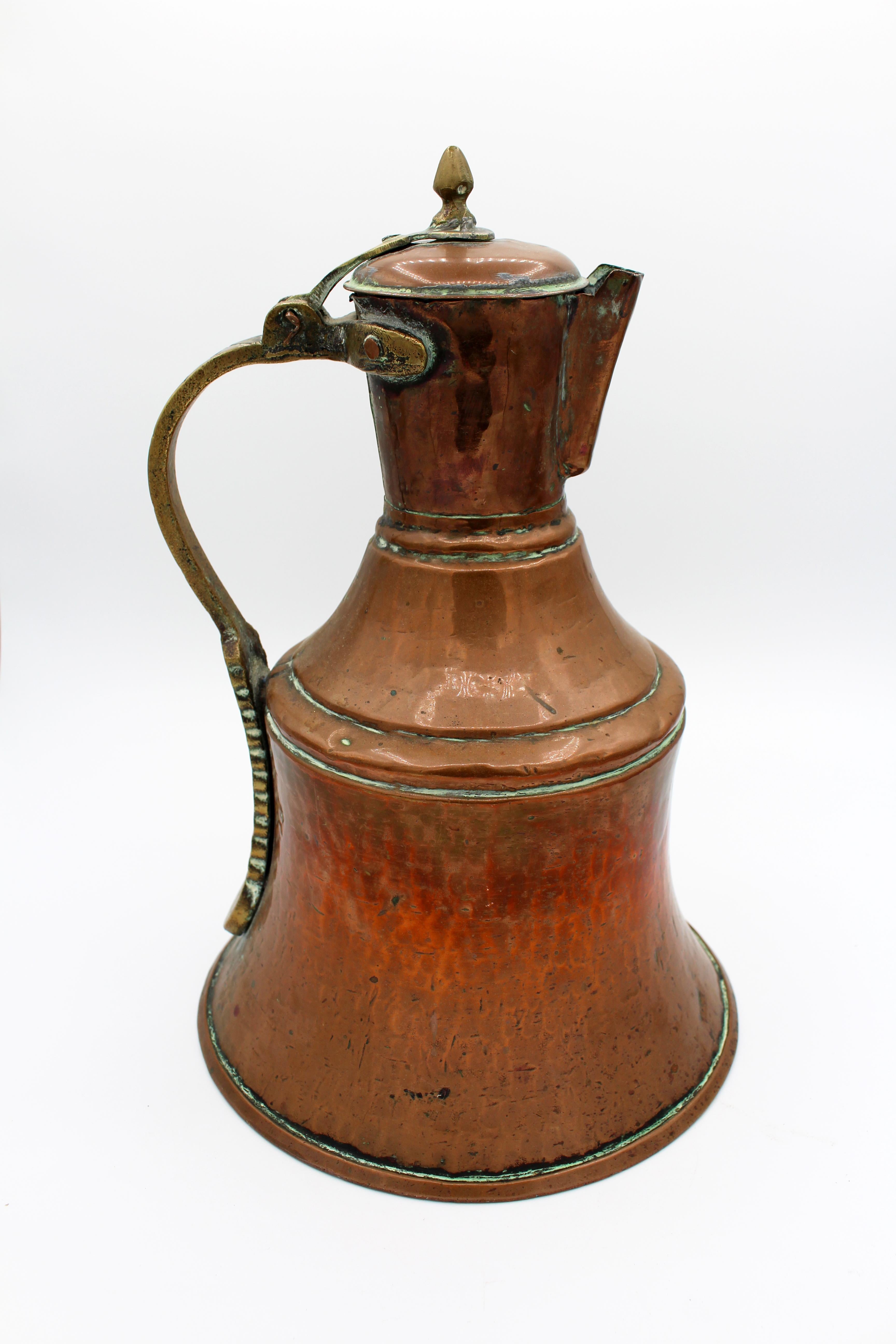 Later 19th Century Large Eastern Copper Flagon In Good Condition In Chapel Hill, NC
