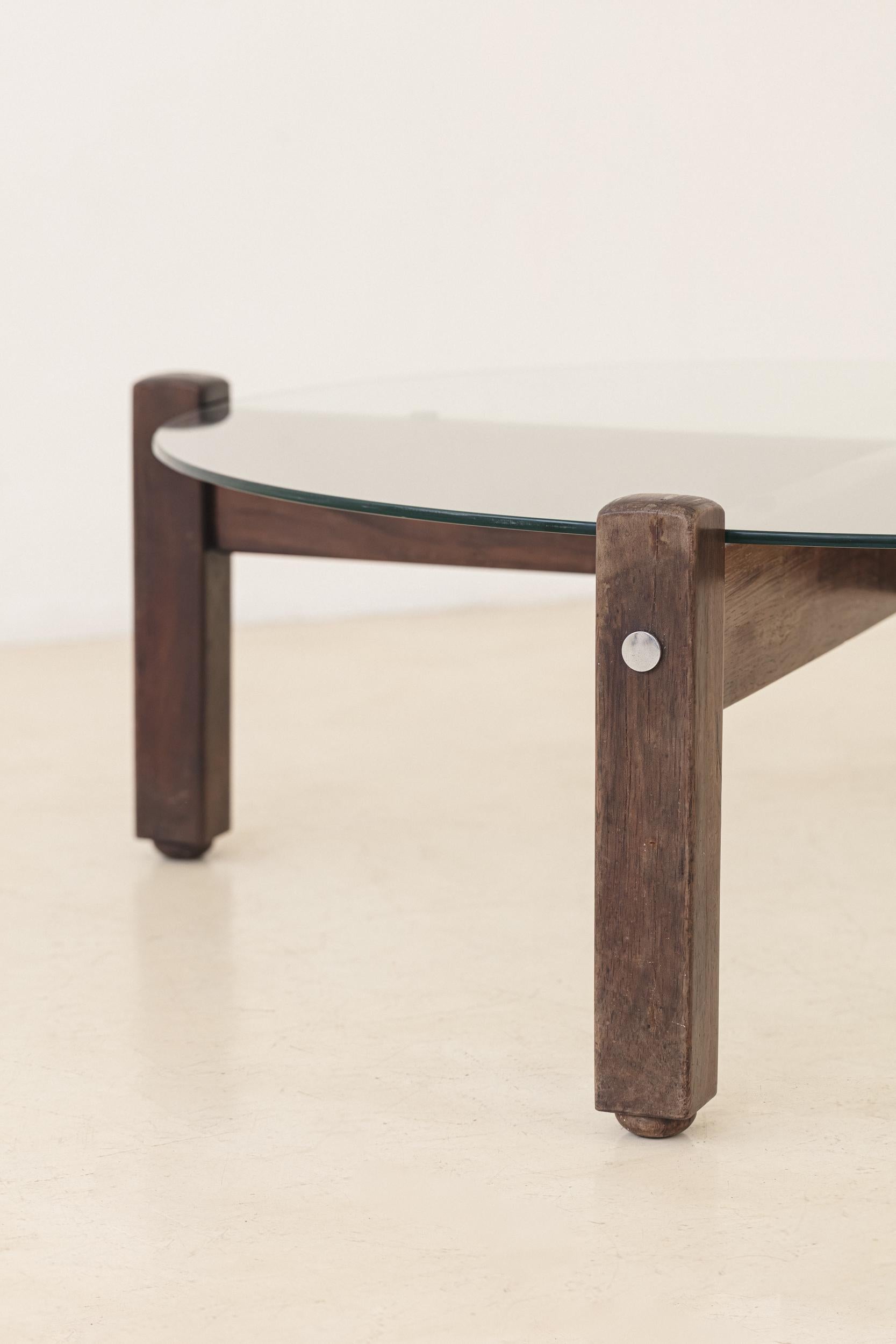 Latini-Couchtisch entworfen von Sergio Rodrigues, Oca, Brasilien, 1960. (Mitte des 20. Jahrhunderts) im Angebot
