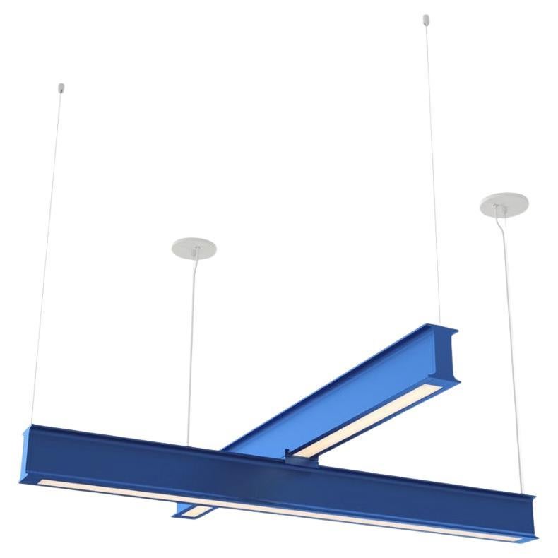 Latis Kreuz / Kronleuchter
Entworfen von RBW

Das intelligente, ausfallsichere Design von Latis wurde mit Blick auf Vielseitigkeit entwickelt und passt sich leicht an eine Vielzahl von Räumen, Aussehen und architektonischen Bedingungen an. Ihr