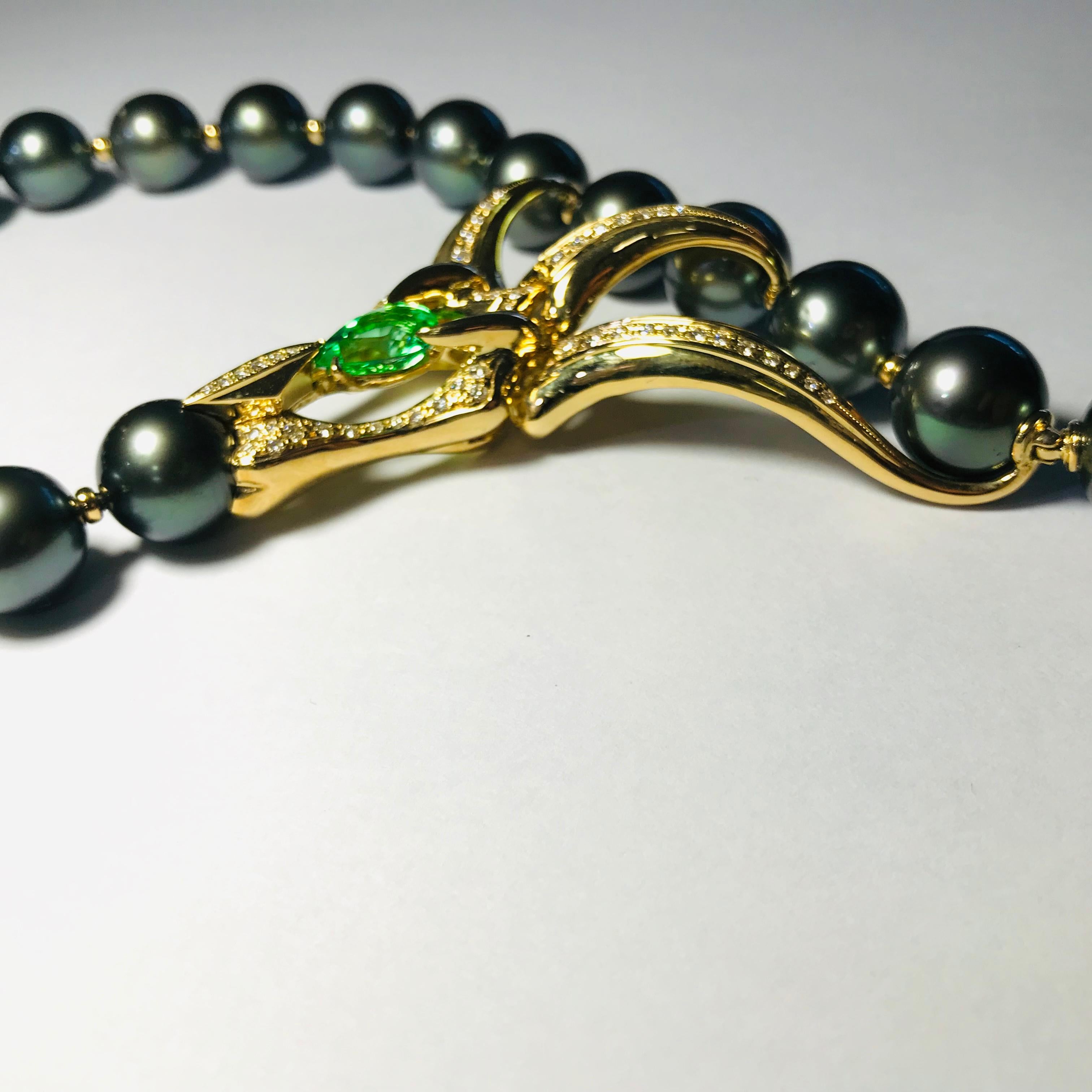 Latreia by Mana Matsuzaki Claw Paraiba Tourmaline Diamond Pearl Necklace in 18K  In New Condition In Tokyo, JP