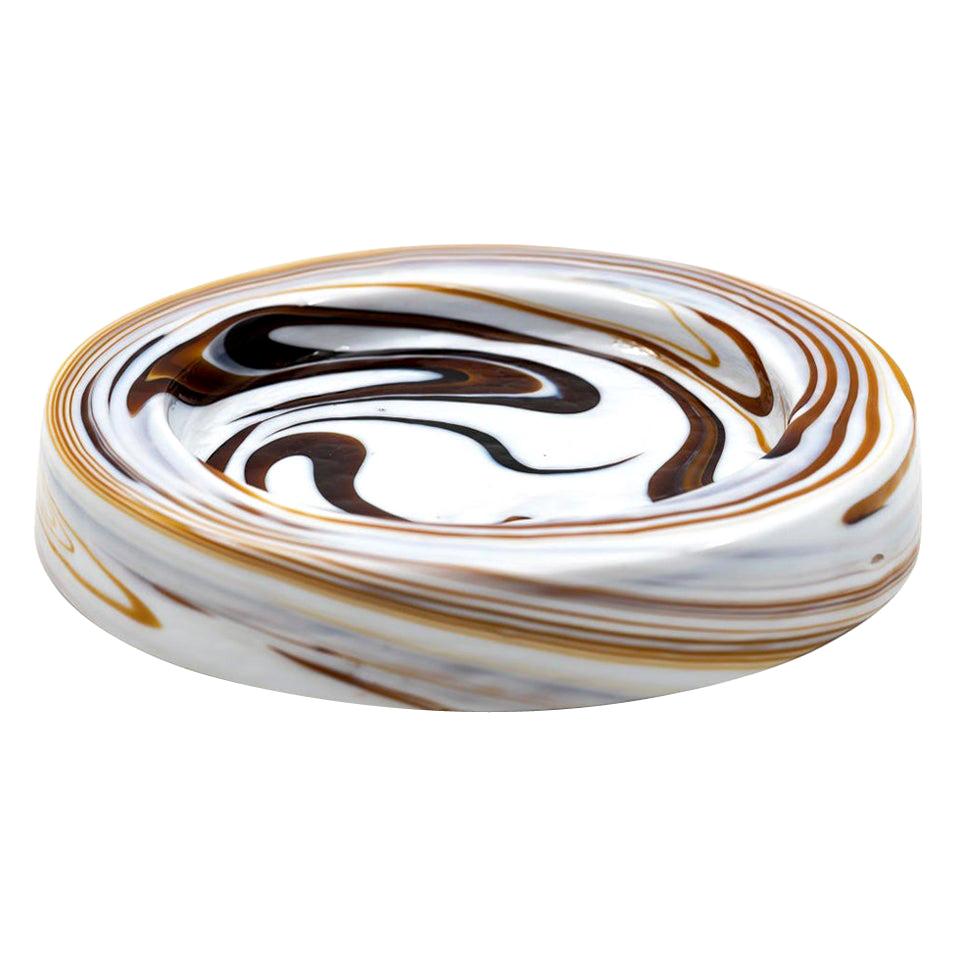 Lattimo and Polychrome "Démodé" Glass Dish by Sergio Asti for Venini, 1968 For Sale