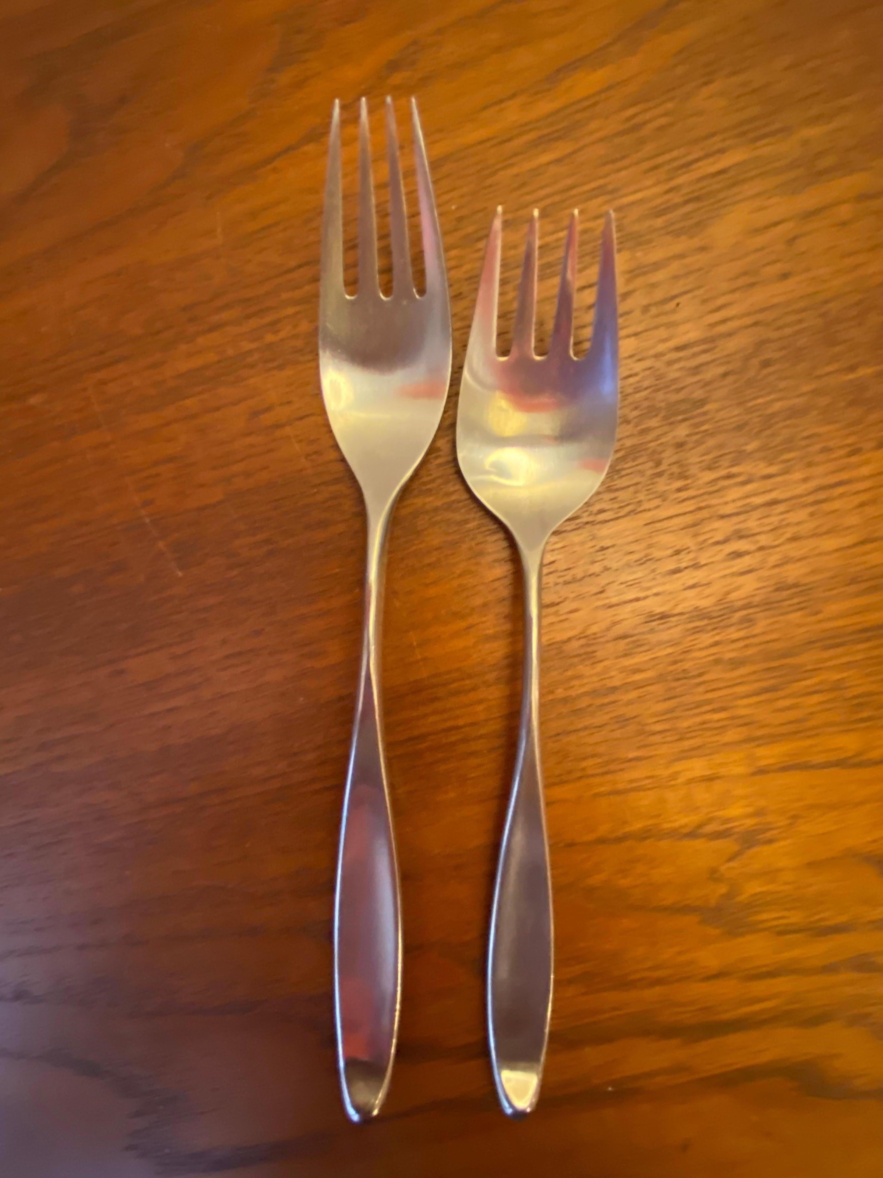 Norwegian Lauffer Design 2 Designed by Don Wallance Service for 8 Stainless Flatware Set