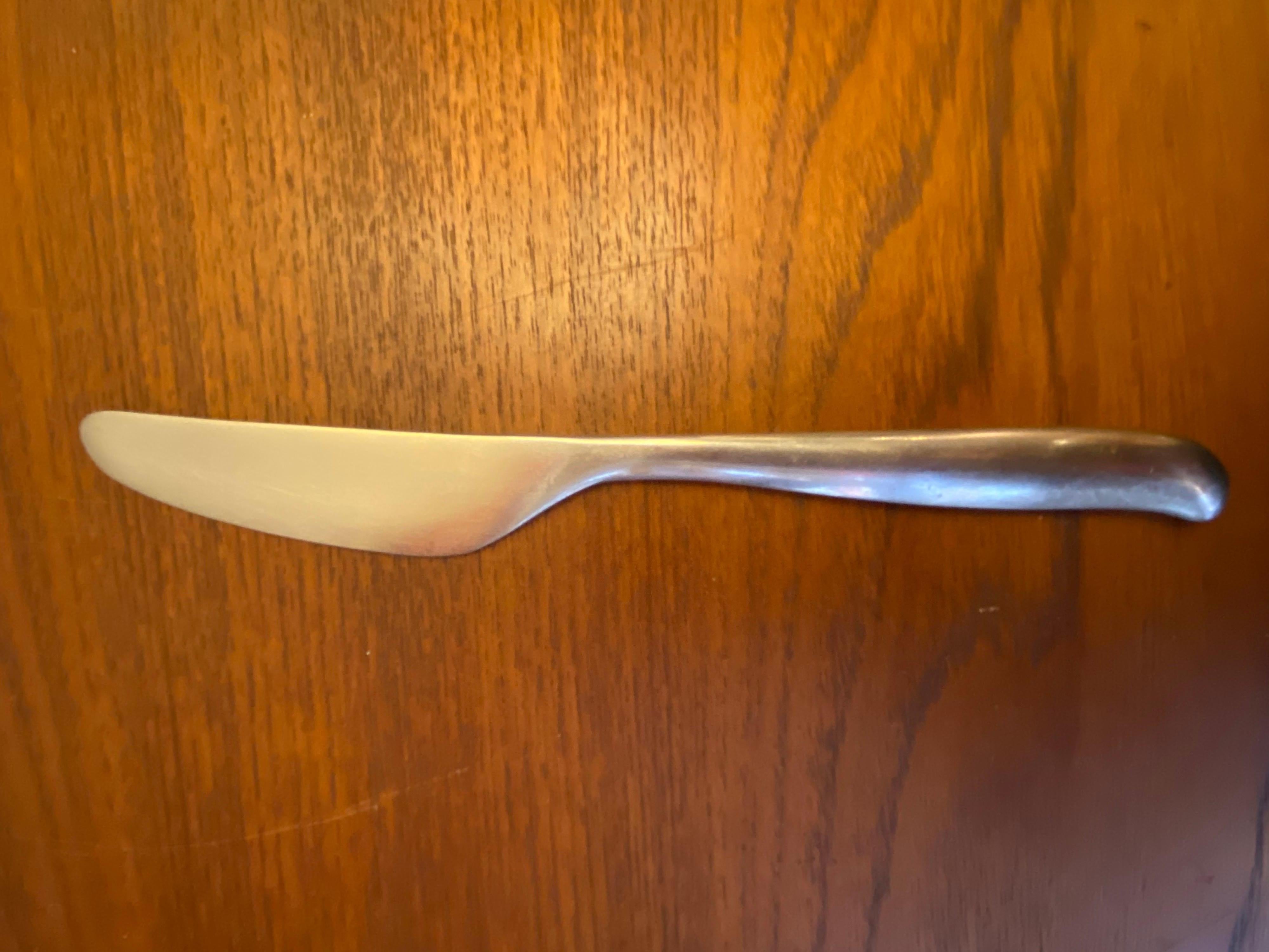 Lauffer Design 2 Designed by Don Wallance Service for 8 Stainless Flatware Set In Good Condition In Philadelphia, PA