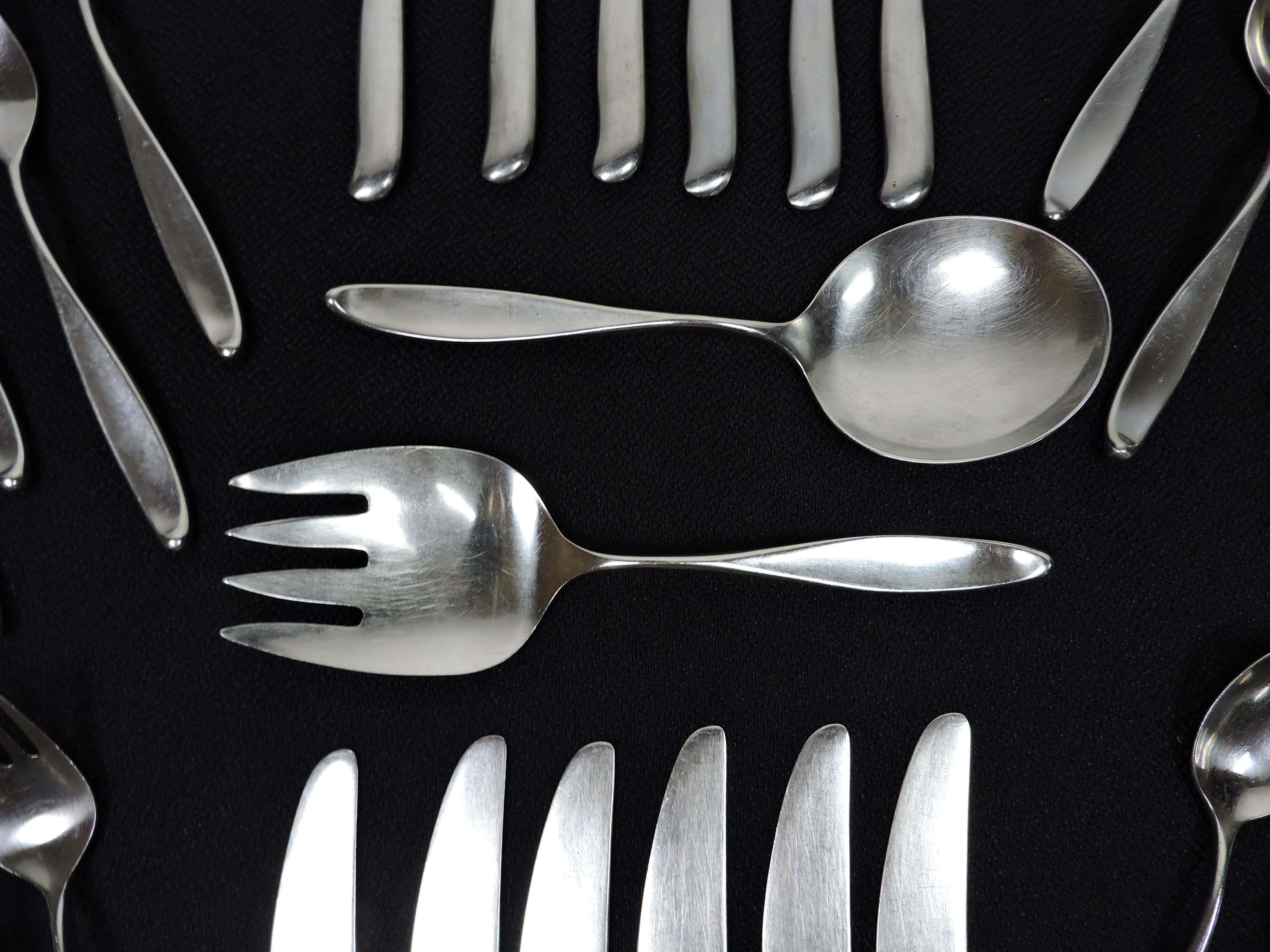 Lauffer Design 2 Don Wallance Service for 6 Stainless Flatware Germany 38 Pieces For Sale 1