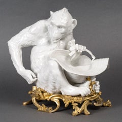 "Laughing Monkey" Zoomorphic Porcelain Figure Vide-poche, circa 1870