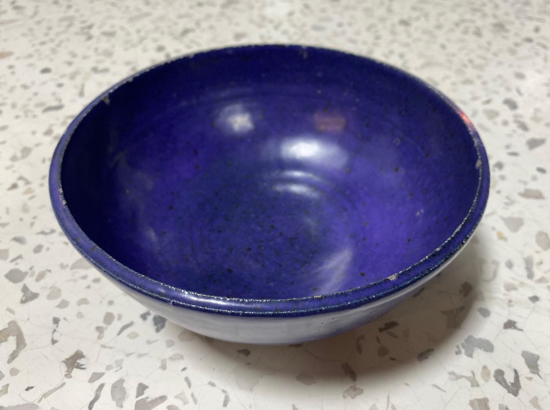 American Laura Andreson Signed Glazed Mid-Century Modern California Studio Pottery Bowl For Sale