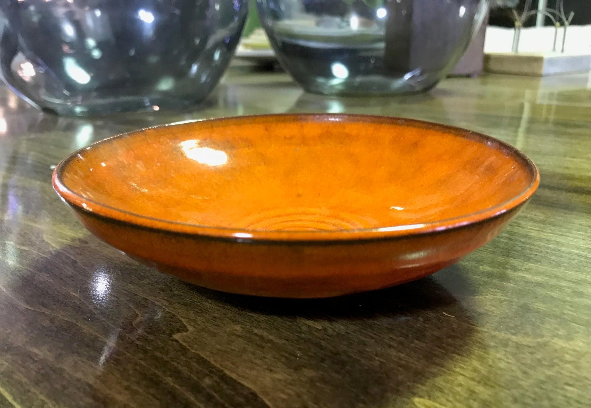 American Laura Andreson Signed Red Glazed Mid-Century Modern Ceramic Pottery Bowl, 1951